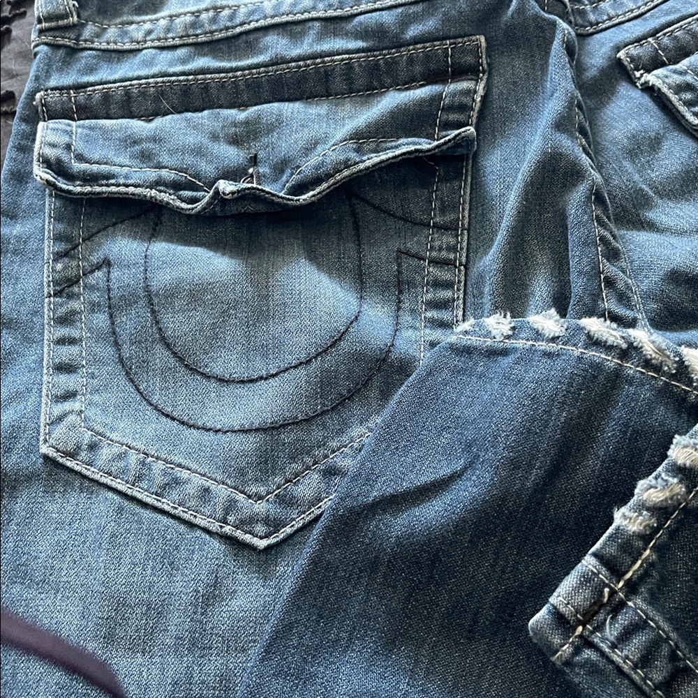 True Religion Classic Blue Denim Jeans - Picture 7 of 7